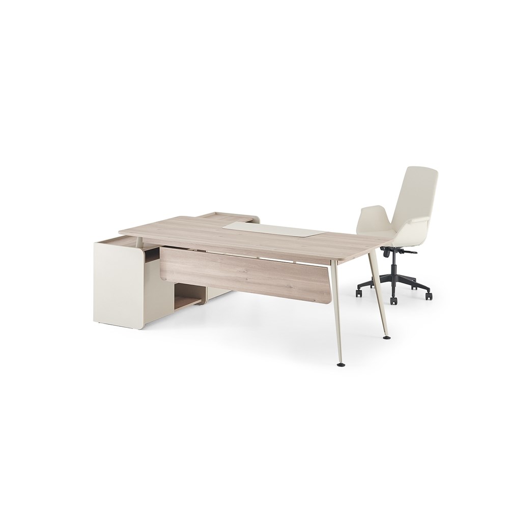 Mio Executive Desk